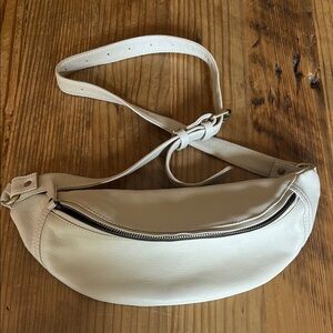 Mandrn Atlas in Bone